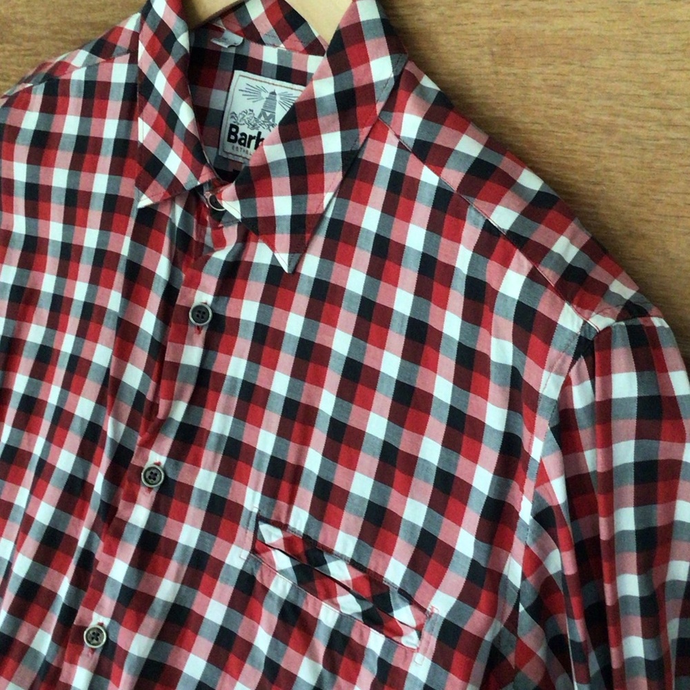 Barbour Red and Black Plaid Men's Fitted Long Sleeve Lightweight S Slim